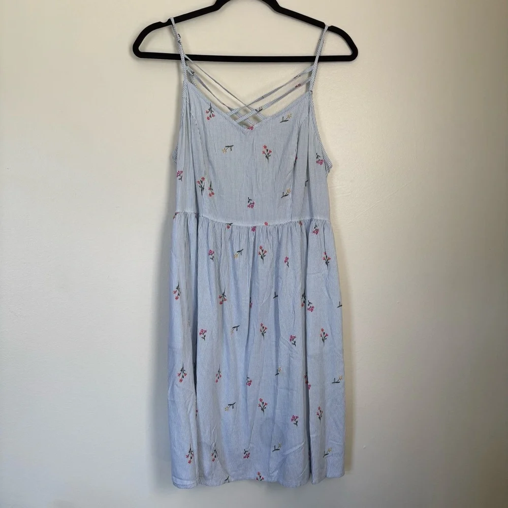 SO Blue Striped Floral Midi Dress Size Large - Picture 1 of 11